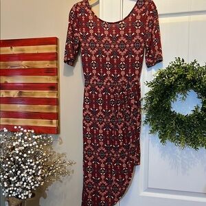 Everly Red Sheath Dress with Scoop Neck